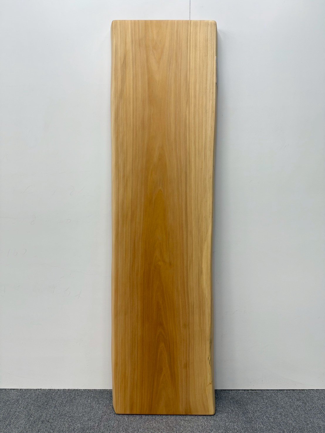 索羅門檜木一枚板