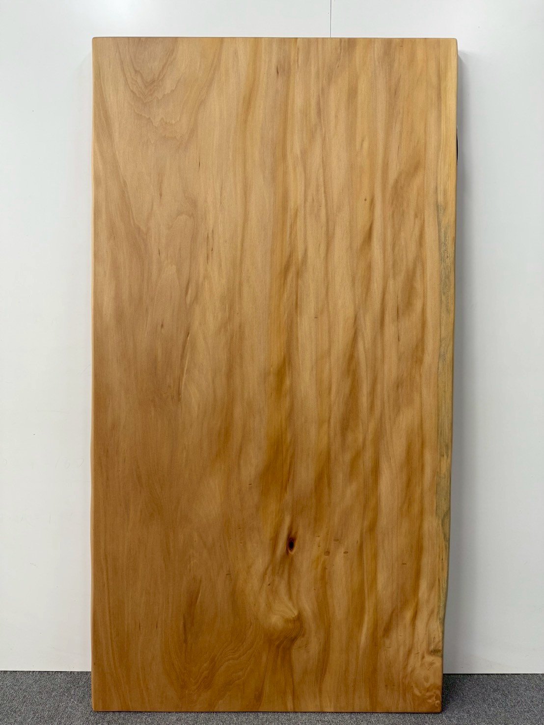 索羅門檜木一枚板