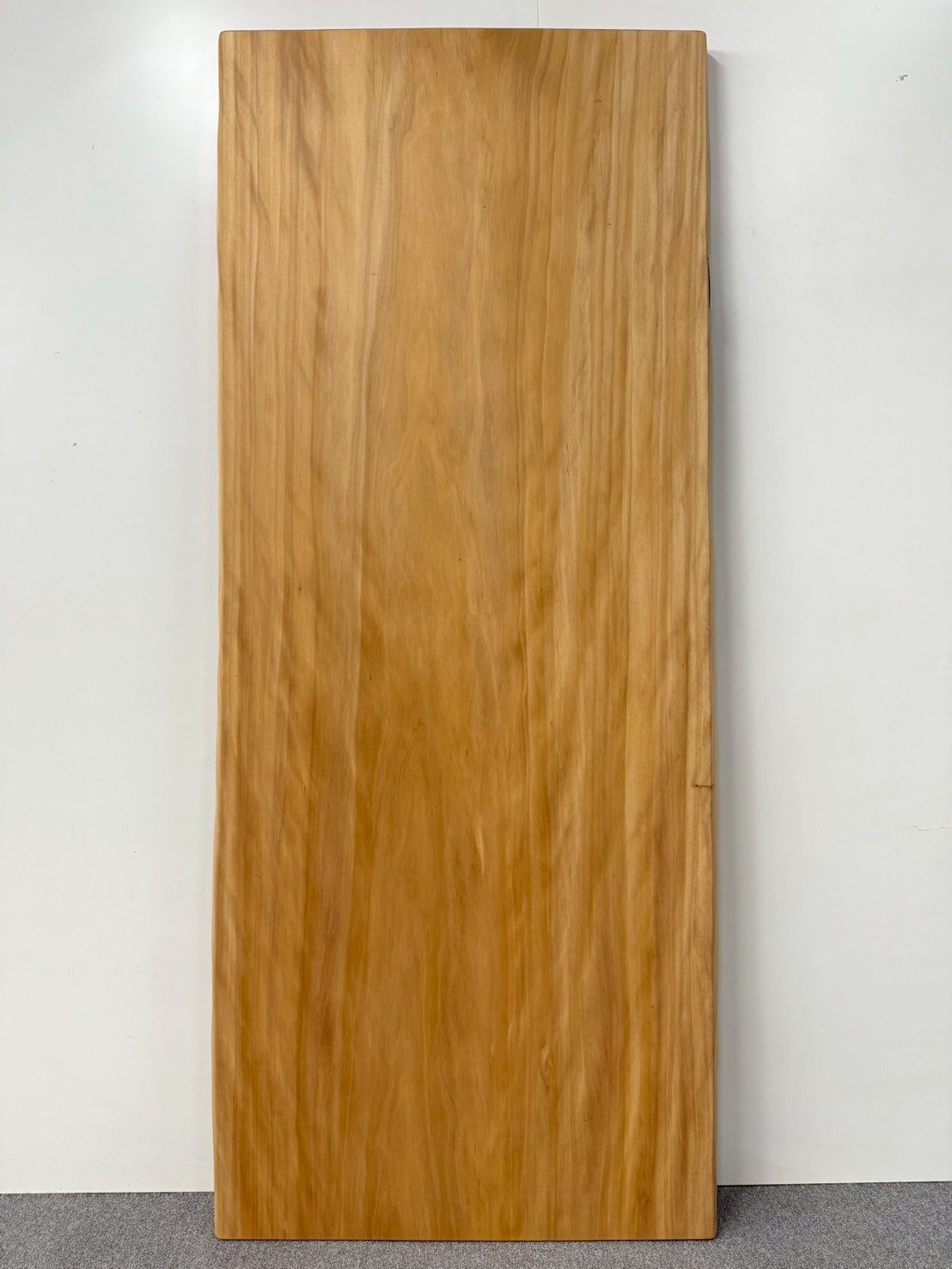 索羅門檜木一枚板